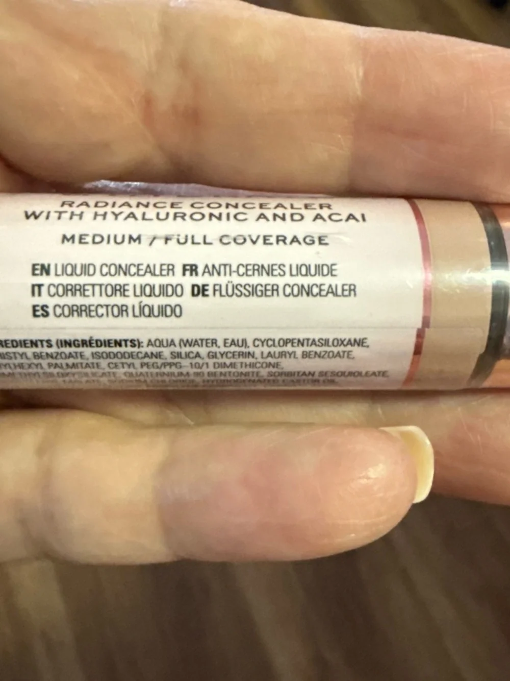 Revolution Conceal & Hydrate Radiance Concealer - C5 Beige